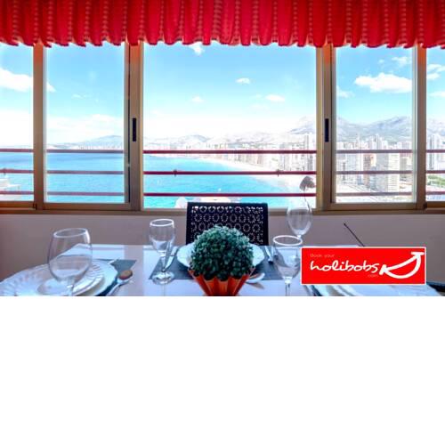 Epic Sea Views with Pool and Tennis Court l Walk to the Beach l Sleeps 4 l WIFI & Netflix l Air-con & Parking l FREE Welcome Pack Don Miguel