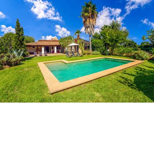 es Barcares Villa Sleeps 5 with Pool Air Con and WiFi