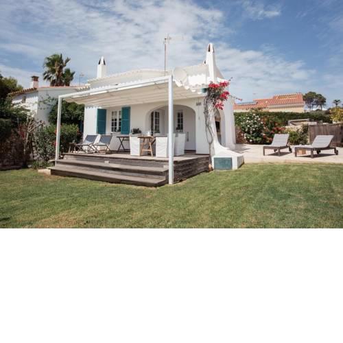 Es Chalet