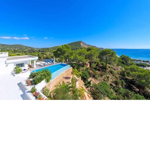 Es Cubells Villa Sleeps 8 Pool Air Con WiFi