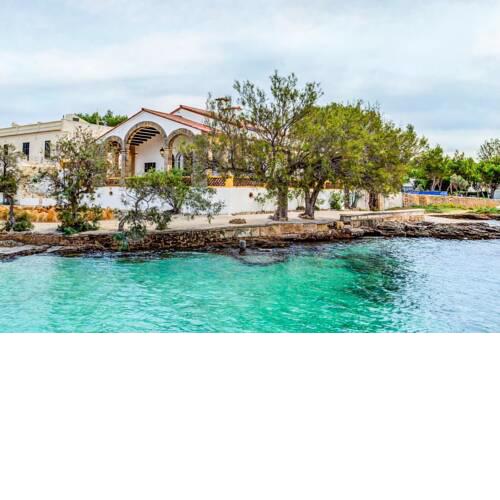 es Morer Vermell Villa Sleeps 8 with Air Con