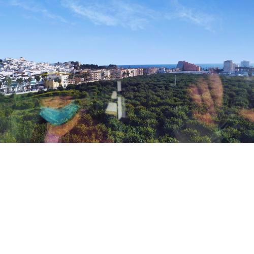 Escapada romántica con vistas al mar y a la ciudad en Almunecar Granada España