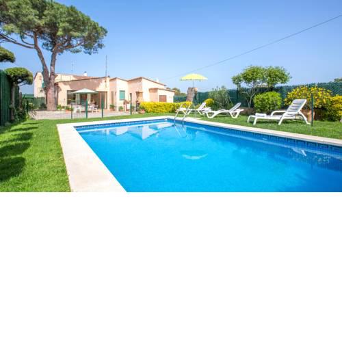 Esclanya Villa Sleeps 6