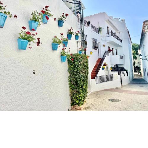 Escuela Village
