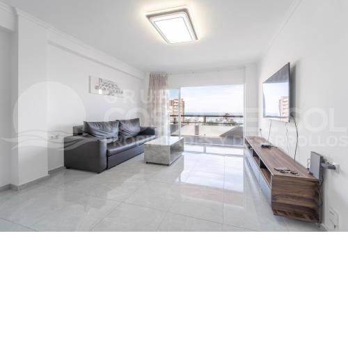 Espectacular Apartamento en Benalmadena Costa, frente al mar