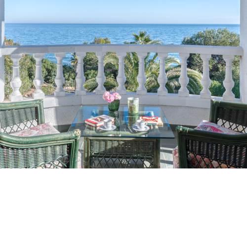 Espectacular Villa al borde del mar WIFI