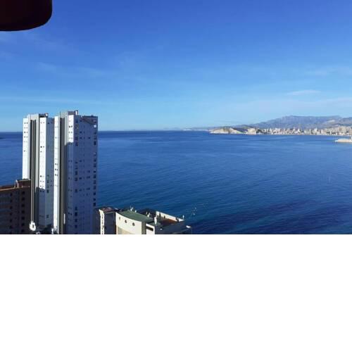 Espectaculares Vistas, Piscina, 10 m de la playa.