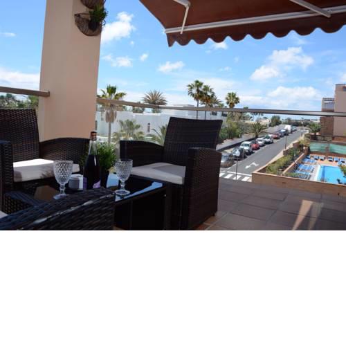 ESQUINZO POOL & BEACH