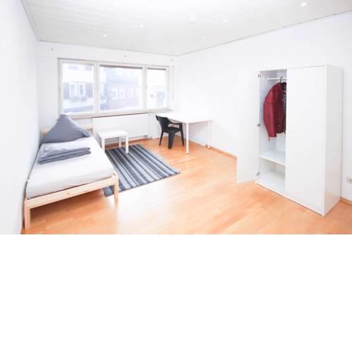Esslingen bei Stuttgart Privatzimmer am Rande der Altstadt Stadtmitte