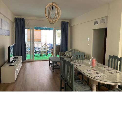 Estefania Apartment City Center & Beachside