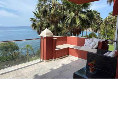 Estepona Seaview Apartment SELETUR