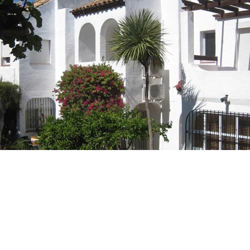 Estepona Villa Sleeps 5 Pool Air Con