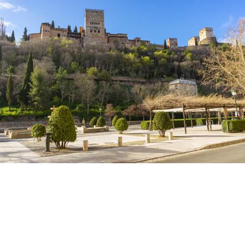 Estudio a las Faldas de la Alhambra