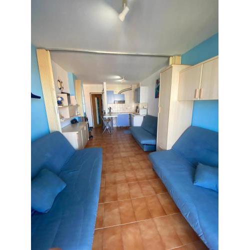 Estudio a primera linea de mar, St Lluis 5