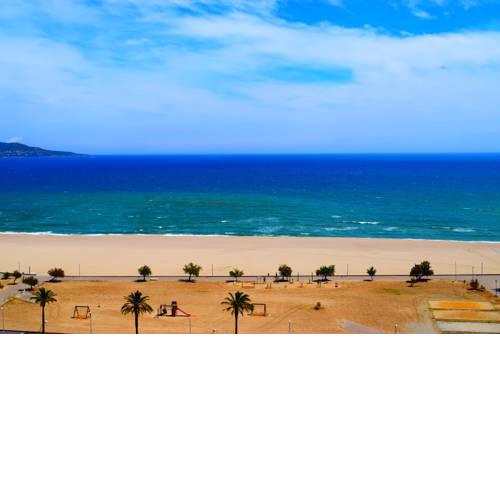 estudio con vistas a la playa ref 323