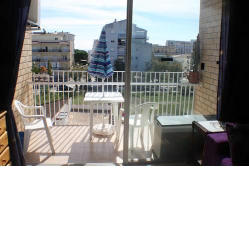 Estudio en Roses a pocos metros de la playa