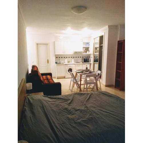 Estudio in City Center Málaga with Parking!