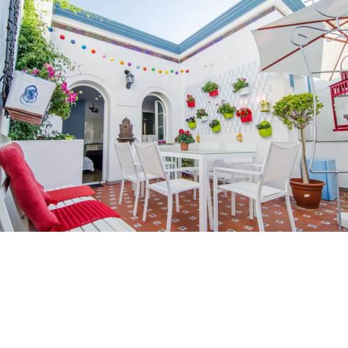 Estudio luminoso junto a la playa!