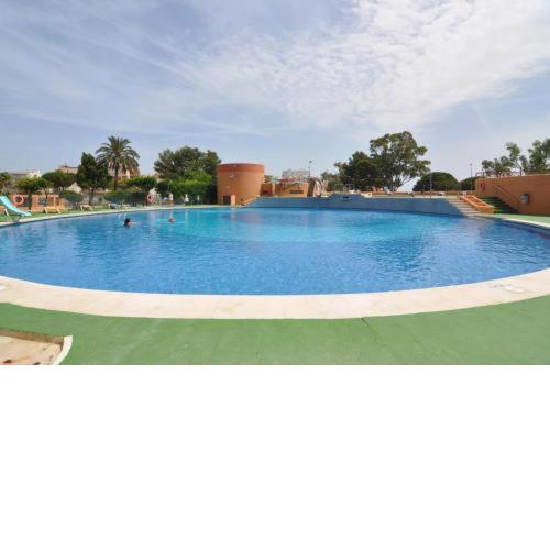 ESTUDIO ROSES CON TERRAZA, VISTAS CANAL Y MAR