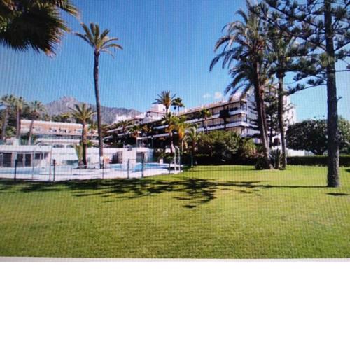 ESTUDIO URB. CAROLINA PARK MARBELLA