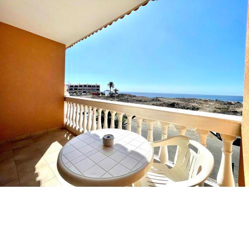 Estudio vista mar, piscina y WifiGratis, playa cercana, Tenerife Sur