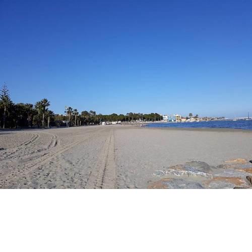 Estupendo pareado a 180 metros de la playa