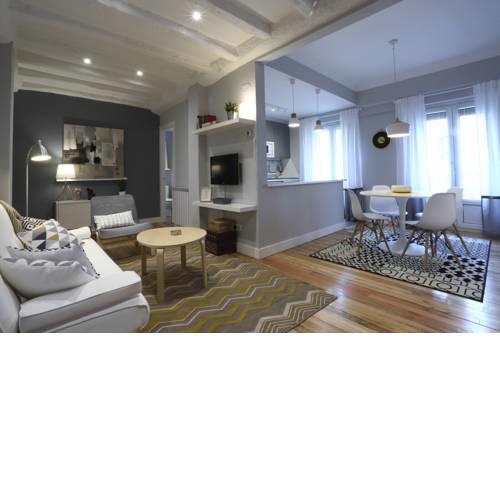 Etxarri by Smiling Rentals