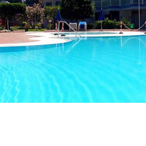 Europa Beach & Yumbo