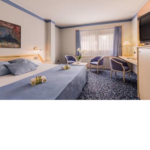 Eurostars Boston