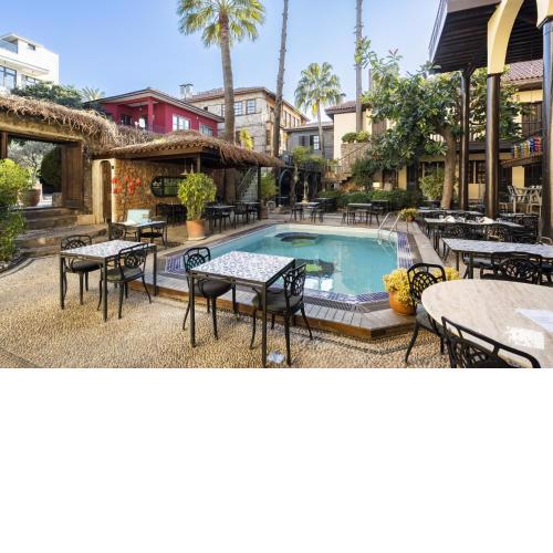 Excellent Flat near Hadrians Gate