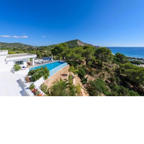 Exclusive 4 Bedroom Villa close to the Beach, Ibiza Villa 1022