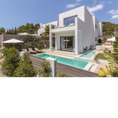 Exclusive 4 Bedroom Villa minutes from the Beach, Ibiza Villa 1010
