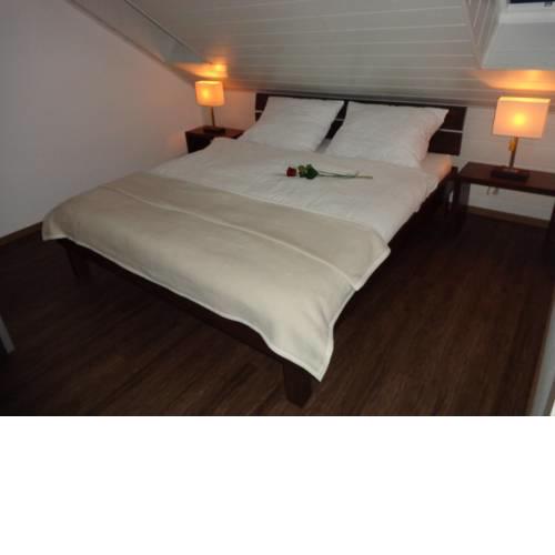 Exclusive Apartment - Rees