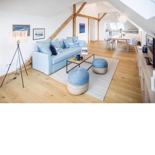 Exclusive Penthouse Idomeneo