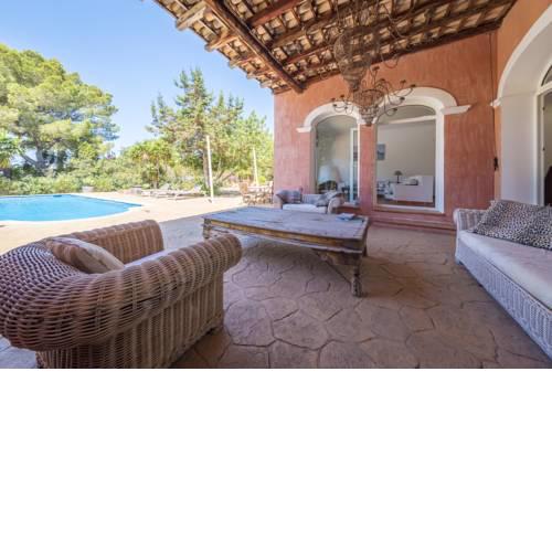 Exclusive Villa in Porroig