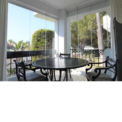 EXCLUSIVO APARTAMENTO EN RIO REAL CON 70 M TERRAZA