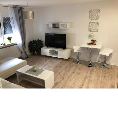 Exklusive moderne 2 Zi. Wohnung in ruhiger Lage