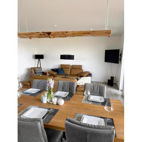 Exklusives Apartment mit Blick auf den See