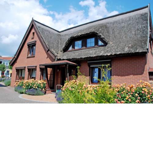 exklusives Ferienhaus untern Reetdach