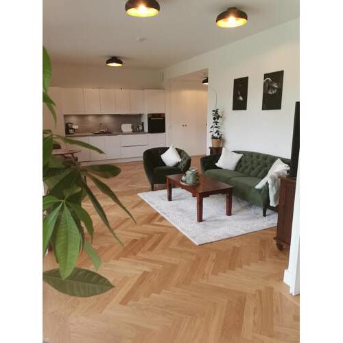 exklusives Studioapartment - in traumhafter Lage direkt am Halensee