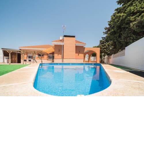 Expoholidays - Chalet privado en Castell del Rey