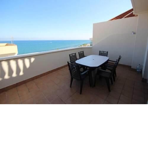Expoholidays-Atico con vistas al mar