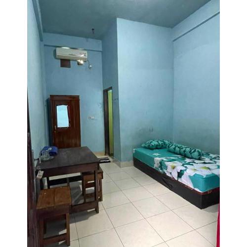 EXPRESS O 91669 Kost Amel