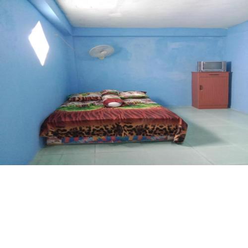 EXPRESS O 92104 Hotel Moris Syariah