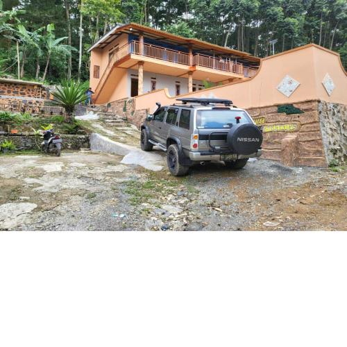 EXPRESS O 92345 Villa Bidadari