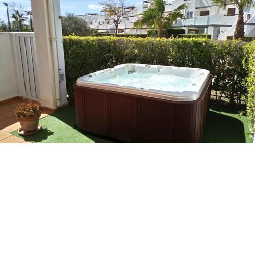 Exquisite 3 Bed Apartment
