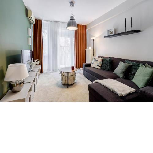 Exquisite and Spacious Flat in Central Sisli