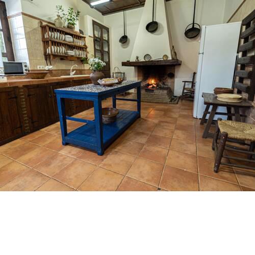 Exquisite Holiday Home in Illora with Swimming Pool