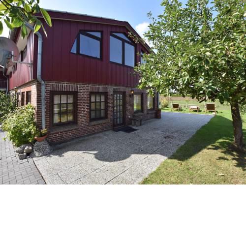 Exquisite Mansion in Pugholz near Sea