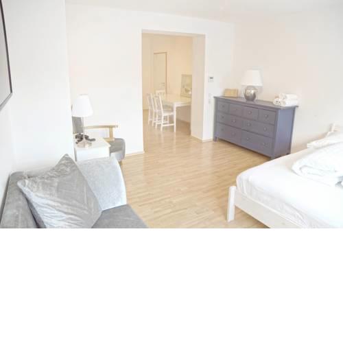 F10 APARTMENT Ulm